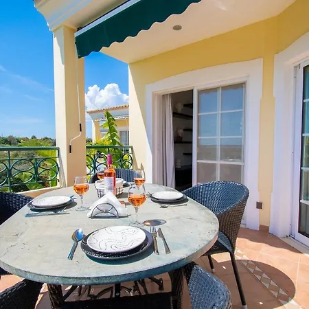 Vakantiehuis 42 Presa Do Moura - Elegant 2-bedroom Townhouse Carvoeiro (Lagoa)