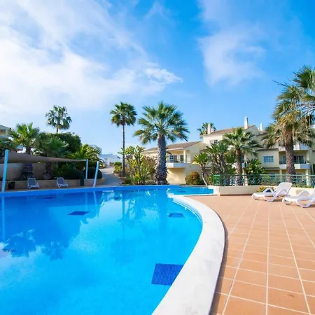 Hébergement de vacances 42 Presa Do Moura - Elegant 2-bedroom Townhouse Carvoeiro (Lagoa)