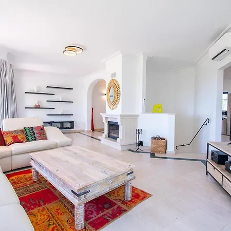 42 Presa Do Moura - Elegant 2-bedroom Townhouse Vakantiehuis *