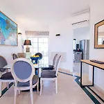 42 Presa Do Moura - Elegant 2-bedroom Townhouse Tatil Evi Carvoeiro (Lagoa)