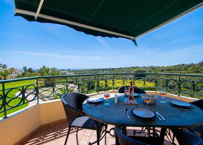 Ferienhaus 42 Presa Do Moura - Elegant 2-bedroom Townhouse *