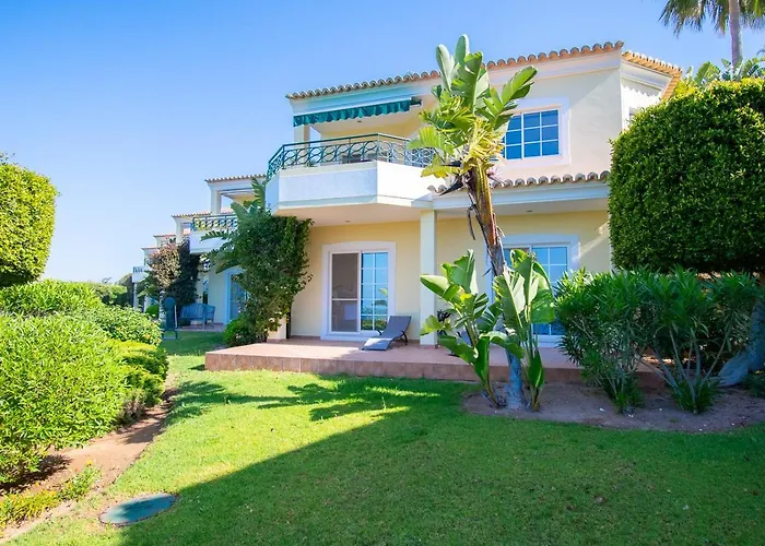 Ferienhaus 42 Presa Do Moura - Elegant 2-bedroom Townhouse *