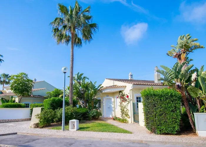Ferienhaus 42 Presa Do Moura - Elegant 2-bedroom Townhouse *