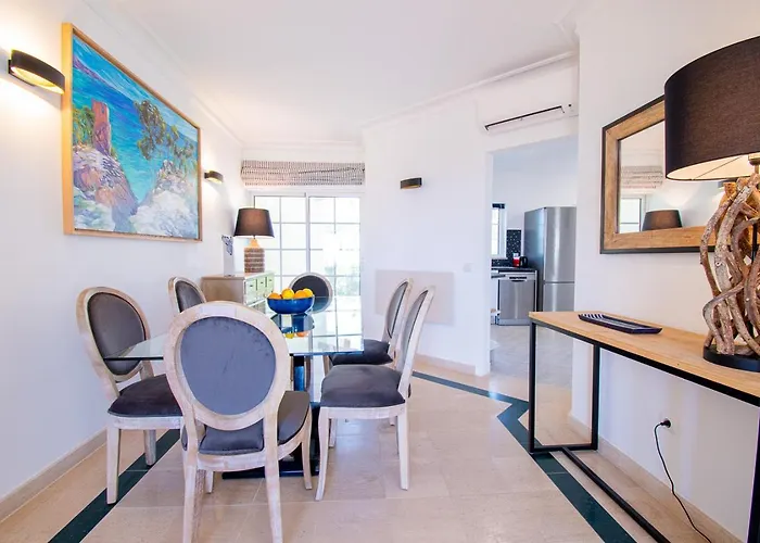 42 Presa Do Moura - Elegant 2-bedroom Townhouse Ferienhaus Carvoeiro (Lagoa)